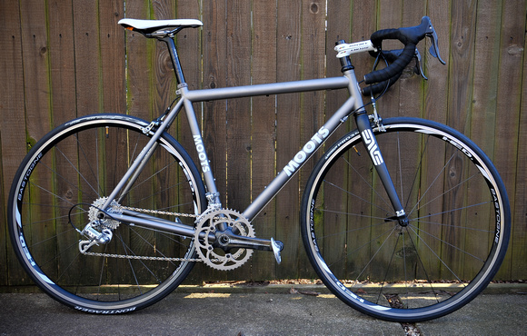 Moots Compact 2005