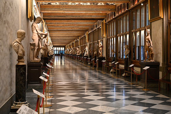 Hallway of the Galleria degli Uffizi