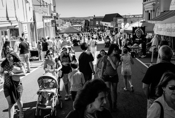 Boonton day crowds