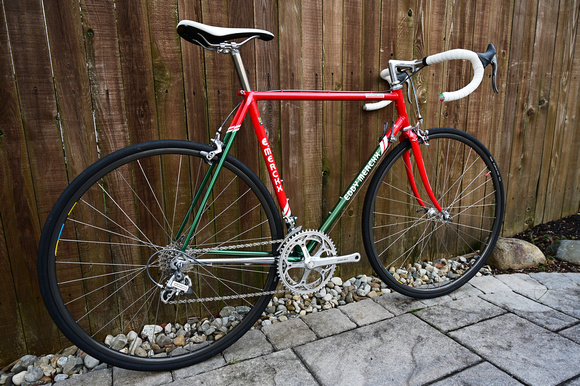 Classic Eddy Merckx steel in Team 7-Eleven paint, Dura Ace 8-speed drivetrain with downtube shifters