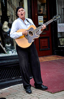 Frenchtown street singer-20090711